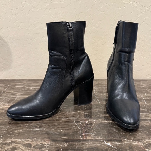 Topshop Black Leather Heeled Ankle Boots - Picture 12 of 12